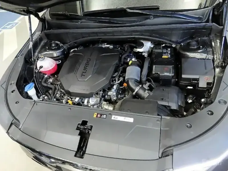 2024 Kia Sorento с пробегом 14 305 км