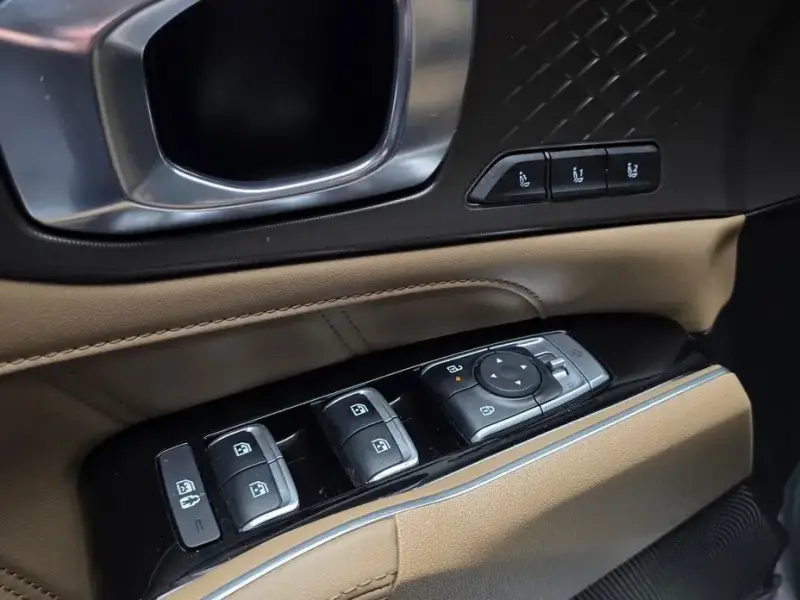 2023 Kia Sorento с пробегом 38 658 км