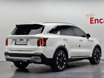 2023 Kia Sorento с пробегом 51 315 км