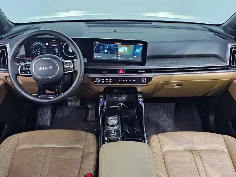 2023 Kia Sorento с пробегом 51 315 км
