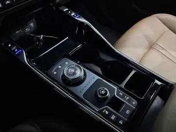 2023 Kia Sorento с пробегом 51 315 км
