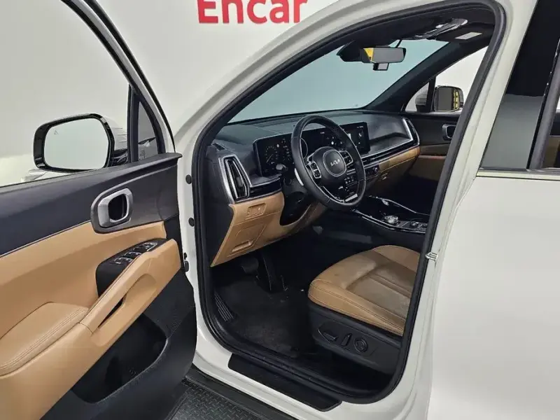 2023 Kia Sorento с пробегом 51 315 км