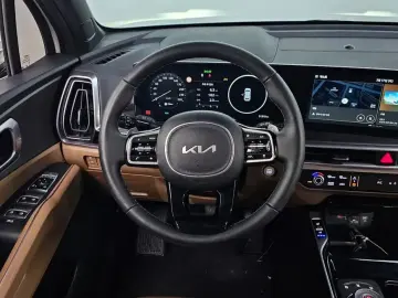 2023 Kia Sorento с пробегом 51 315 км