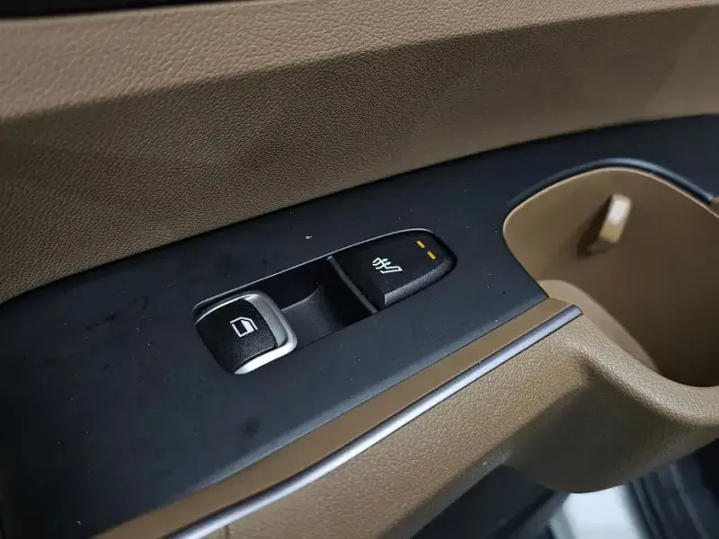 2023 Kia Sorento с пробегом 51 315 км