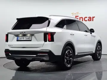 2025 Kia Sorento с пробегом 29 403 км
