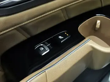 2025 Kia Sorento с пробегом 29 403 км
