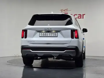 2023 Kia Sorento с пробегом 45 706 км