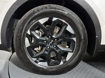 2023 Kia Sorento с пробегом 45 706 км