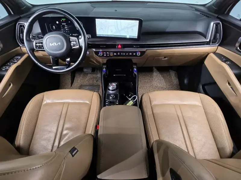 2023 Kia Sorento с пробегом 45 706 км