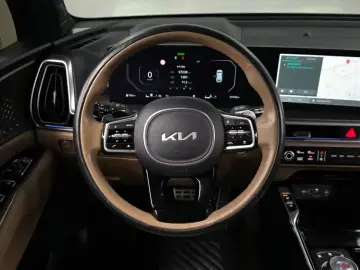 2023 Kia Sorento с пробегом 57 238 км