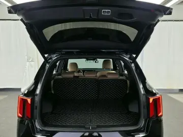 2023 Kia Sorento с пробегом 57 238 км