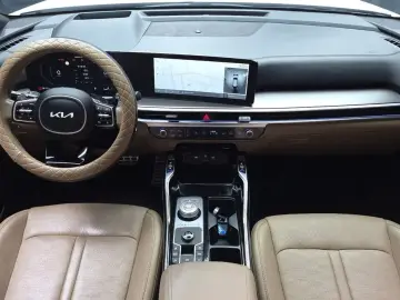 2024 Kia Sorento с пробегом 45 291 км