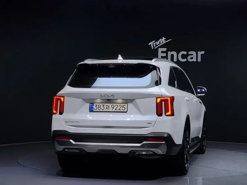 2023 Kia Sorento с пробегом 43 766 км