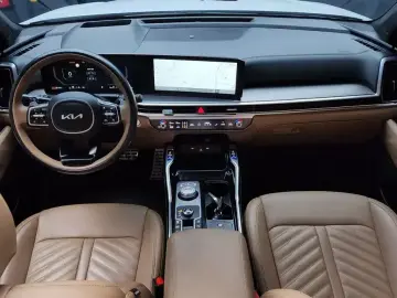 2023 Kia Sorento с пробегом 43 766 км