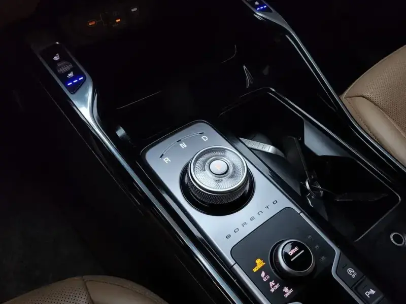 2023 Kia Sorento с пробегом 43 766 км