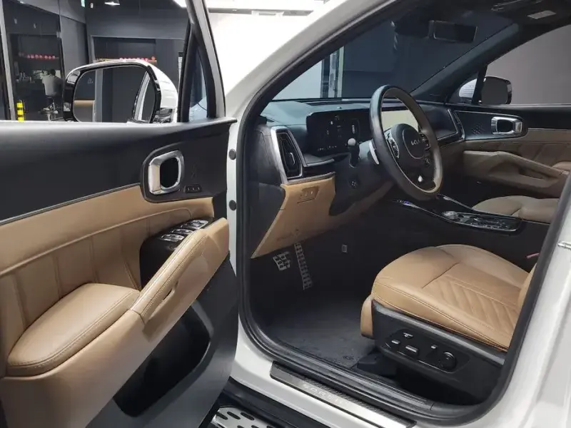 2023 Kia Sorento с пробегом 43 766 км