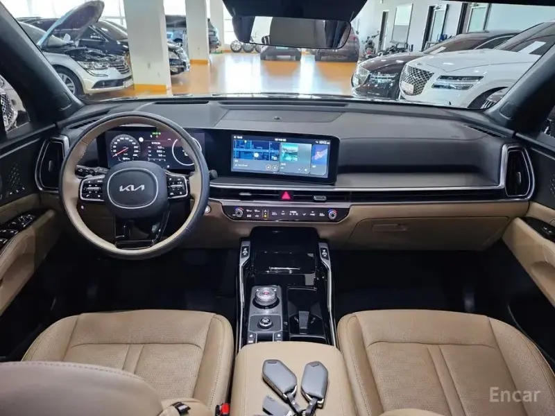 2024 Kia Sorento с пробегом 11 046 км