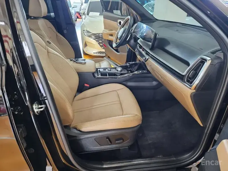 2024 Kia Sorento с пробегом 11 046 км