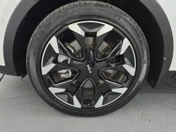 2023 Kia Sorento с пробегом 25 585 км