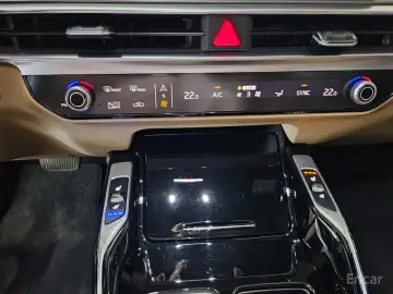 2024 Kia Sorento с пробегом 11 046 км
