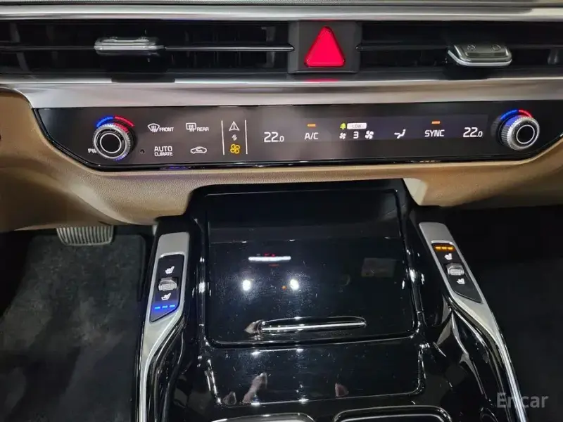 2024 Kia Sorento с пробегом 11 046 км