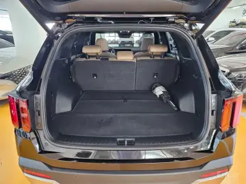 2024 Kia Sorento с пробегом 11 046 км
