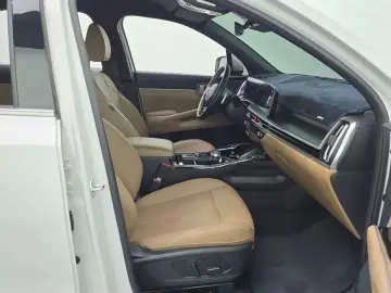 2023 Kia Sorento с пробегом 25 585 км