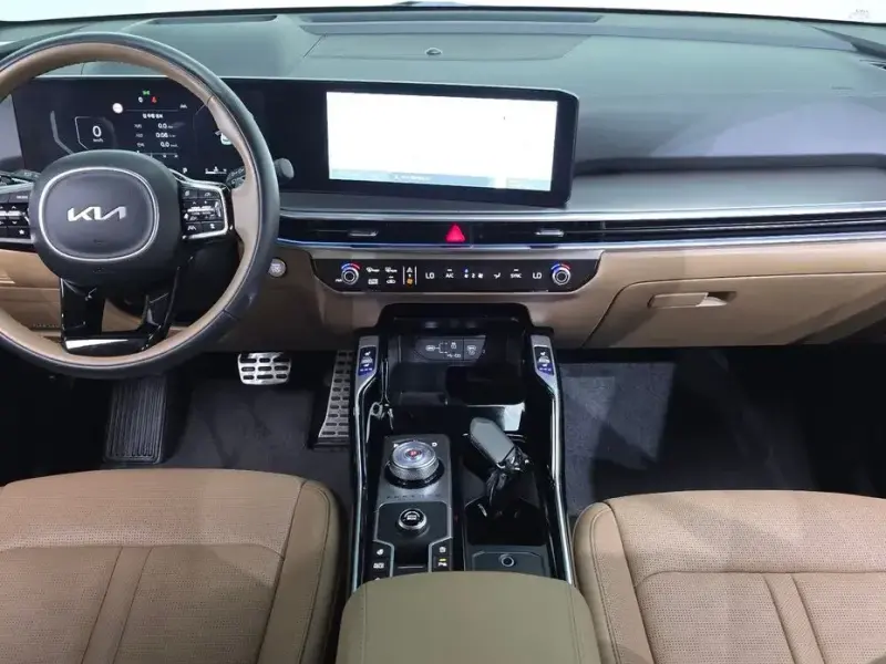 2024 Kia Sorento с пробегом 45 305 км
