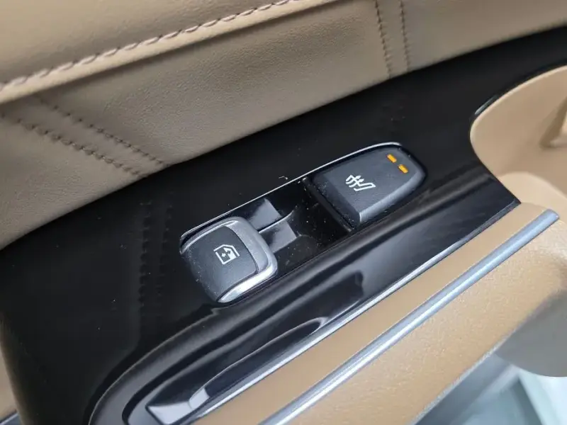 2024 Kia Sorento с пробегом 45 305 км