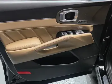 2024 Kia Sorento с пробегом 13 452 км