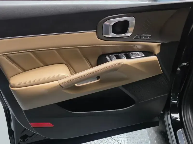 2024 Kia Sorento с пробегом 13 452 км