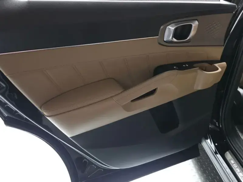 2024 Kia Sorento с пробегом 13 452 км