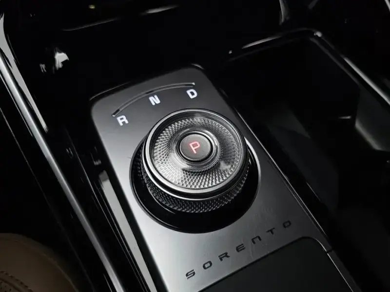 2024 Kia Sorento с пробегом 38 566 км