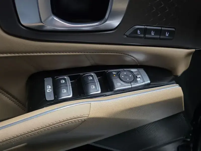 2024 Kia Sorento с пробегом 13 452 км