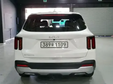 2024 Kia Sorento с пробегом 15 757 км