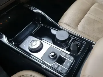 2024 Kia Sorento с пробегом 15 757 км
