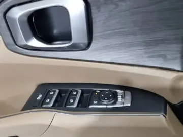 2024 Kia Sorento с пробегом 15 757 км
