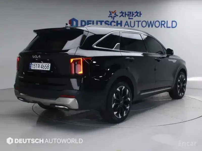 2024 Kia Sorento с пробегом 12 099 км