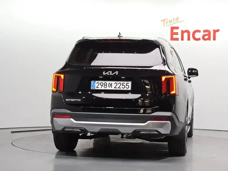 2023 Kia Sorento с пробегом 8 507 км