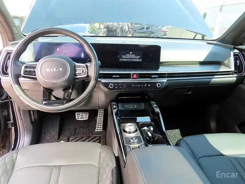2023 Kia Sorento с пробегом 40 029 км