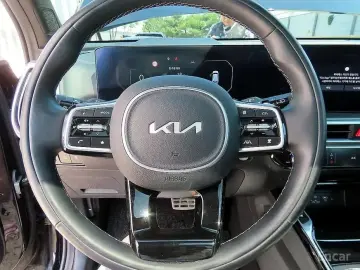 2023 Kia Sorento с пробегом 40 029 км