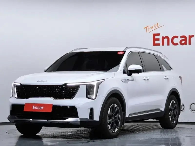 2025 Kia Sorento с пробегом 3 583 км