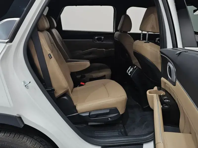 2025 Kia Sorento с пробегом 3 583 км