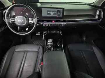 2024 Kia Sorento с пробегом 33 305 км