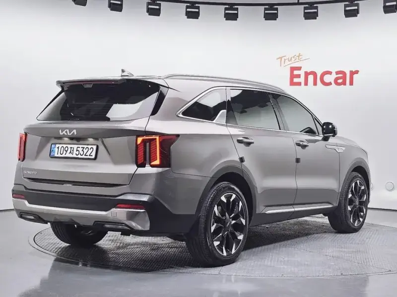 2024 Kia Sorento с пробегом 31 772 км