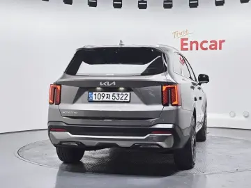 2024 Kia Sorento с пробегом 31 772 км