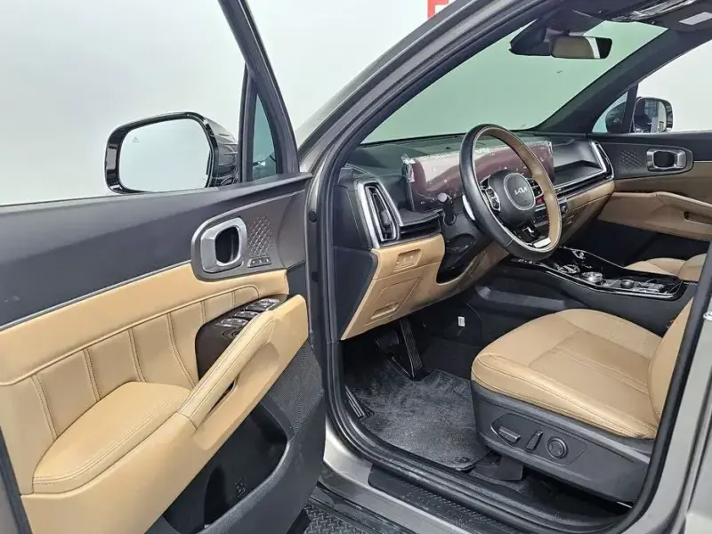 2024 Kia Sorento с пробегом 31 772 км