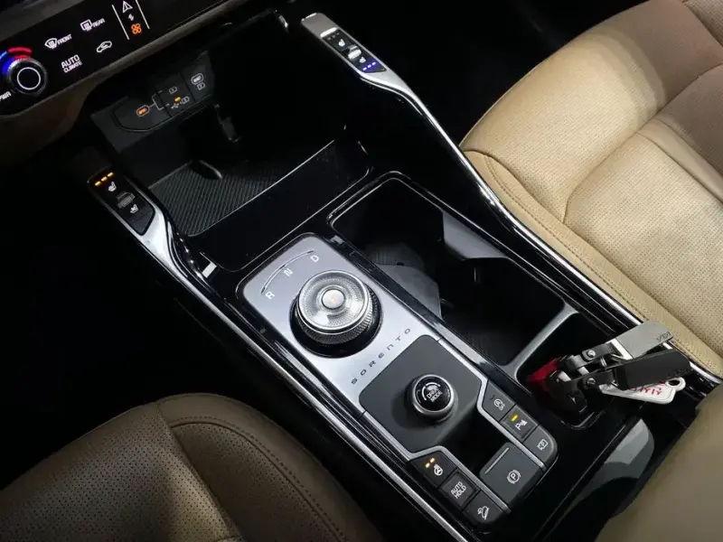 2024 Kia Sorento с пробегом 30 458 км