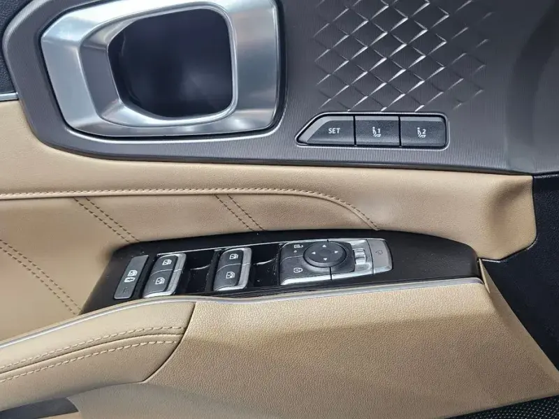 2024 Kia Sorento с пробегом 31 772 км