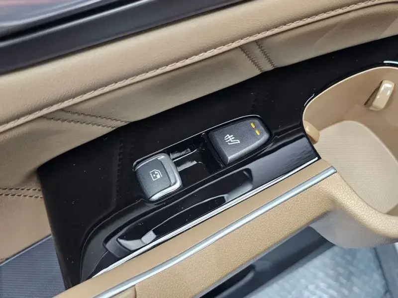 2024 Kia Sorento с пробегом 31 772 км